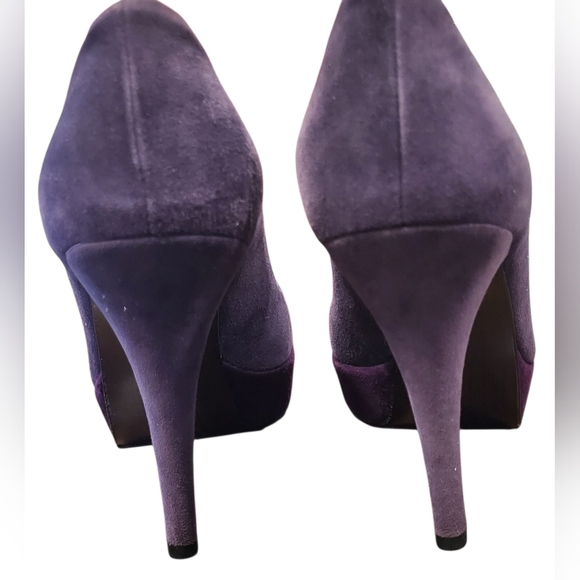 Stuart Weitzman Purple Suede Bow Heels Size 6 - Picture 3 of 6